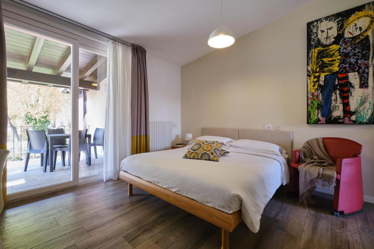 Villaggio Turistico Lugana Marina Sirmione Buitenkant foto