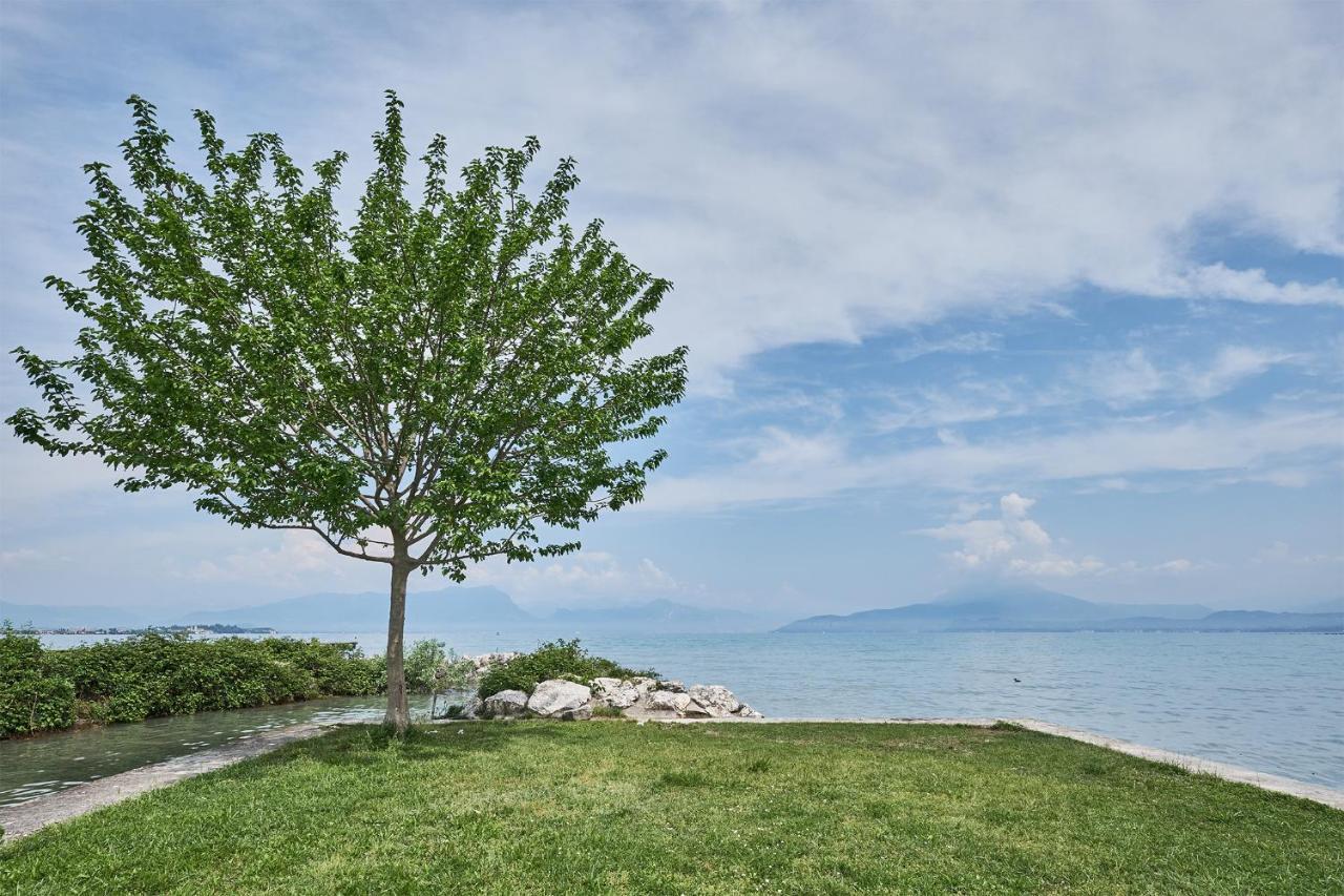 Villaggio Turistico Lugana Marina Sirmione Buitenkant foto