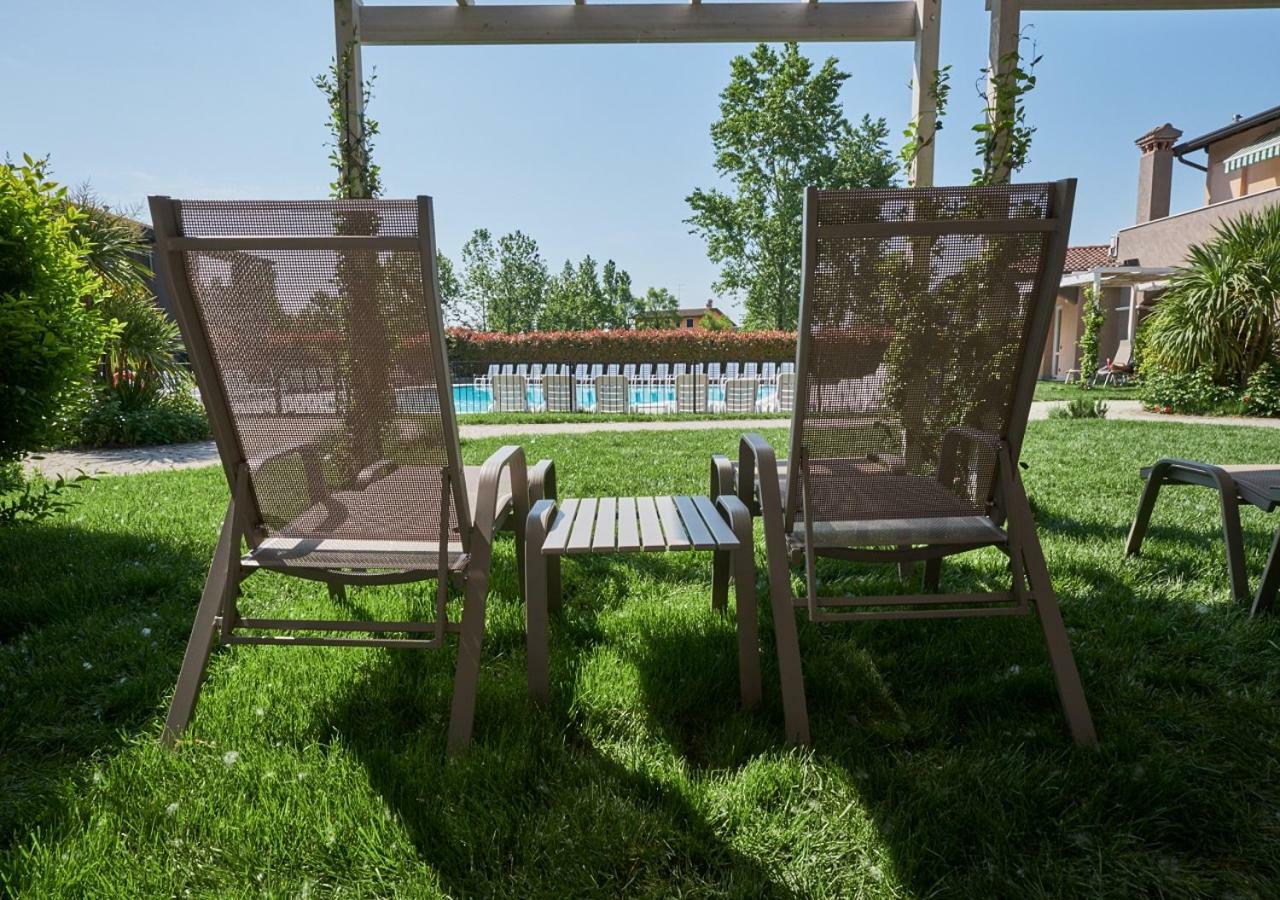 Villaggio Turistico Lugana Marina Sirmione Buitenkant foto